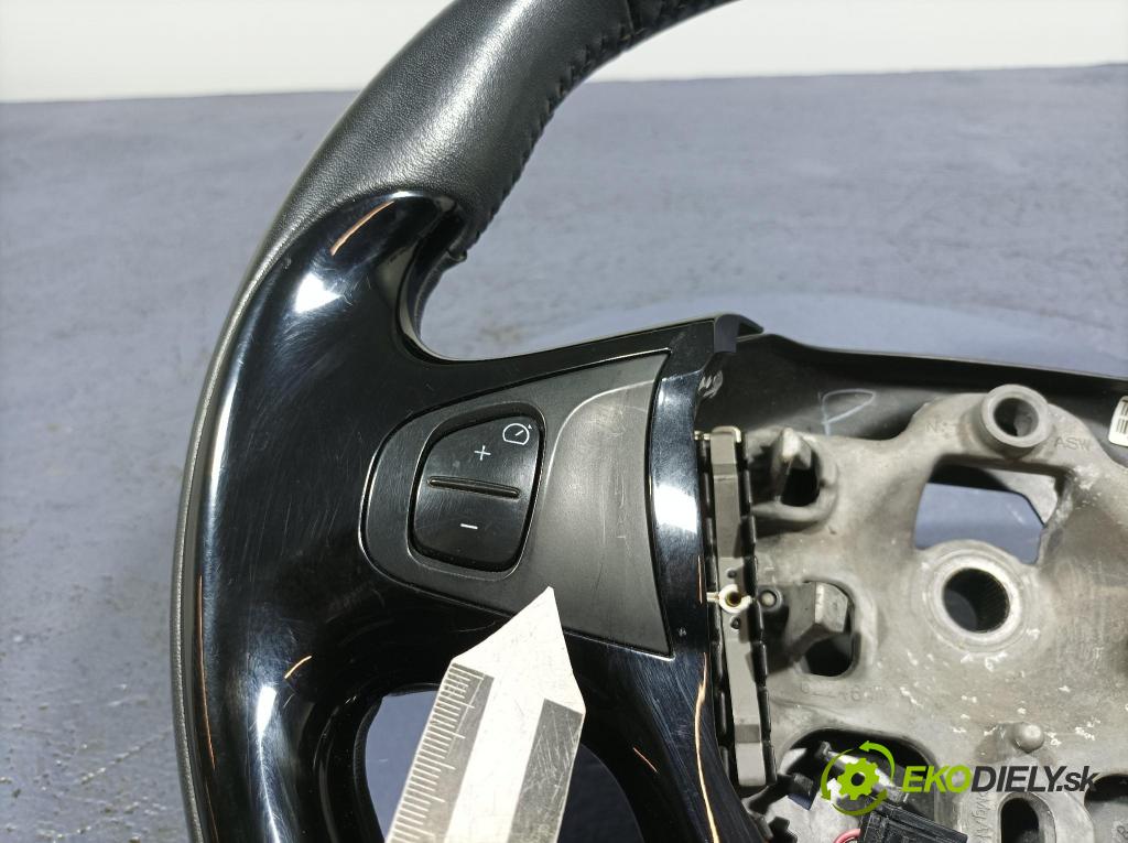 Renault Clio 2013 volant 985105453R
