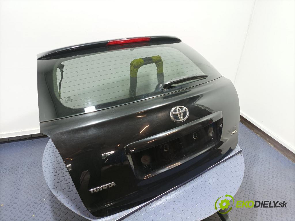 Toyota Avensis 2007 zadní dveře kufra: kufr