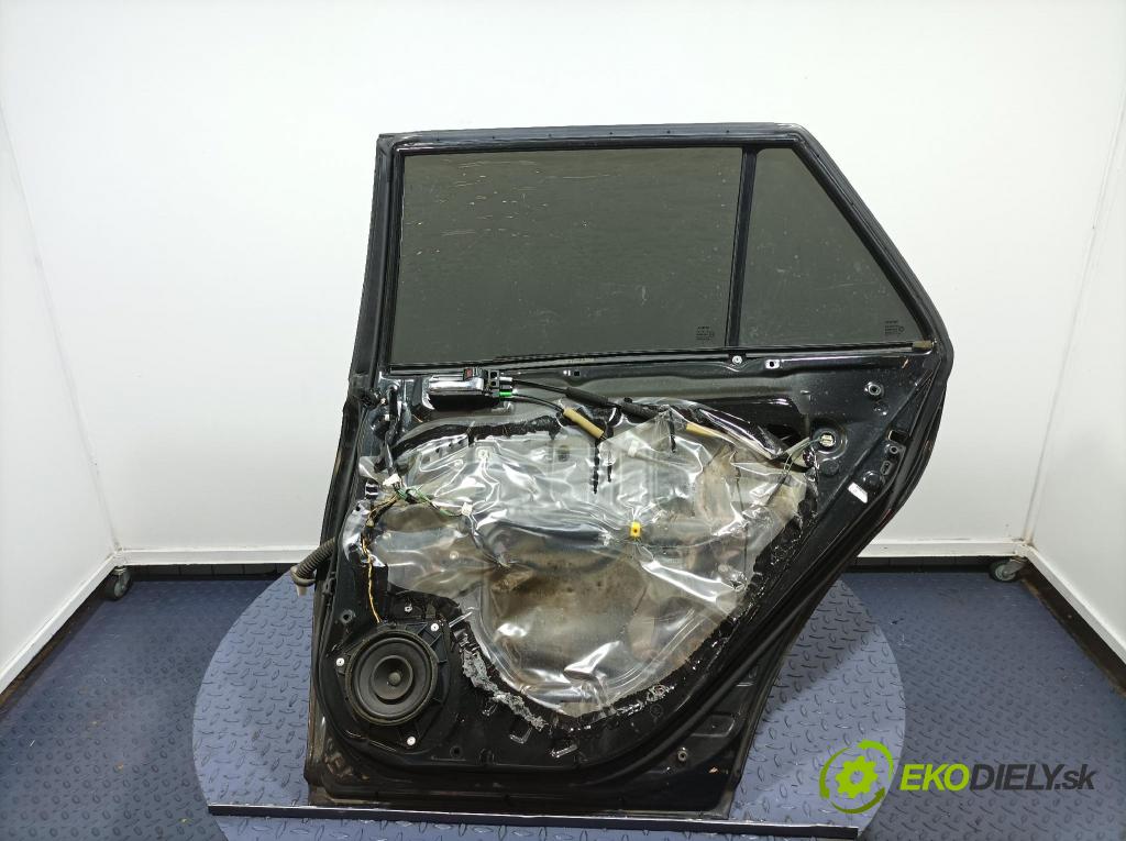 Toyota Avensis 2007 dveře Zad: prave