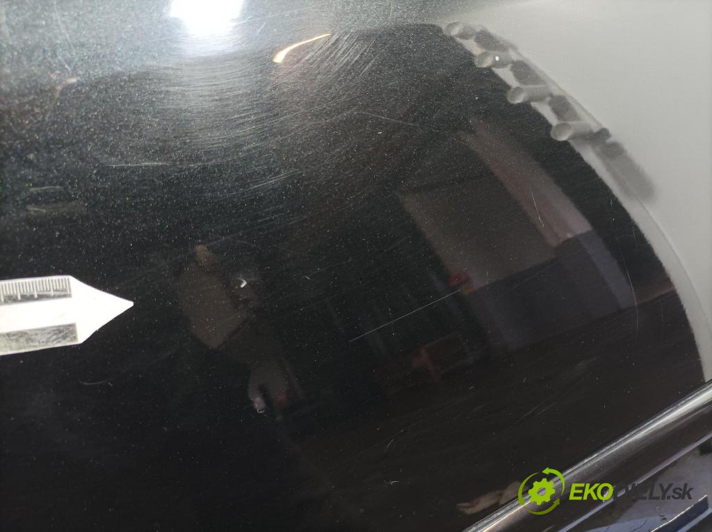 Toyota Avensis 2007 dveře před prave