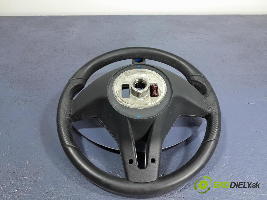 Mercedes C-klasa 2011 volant A2184602503