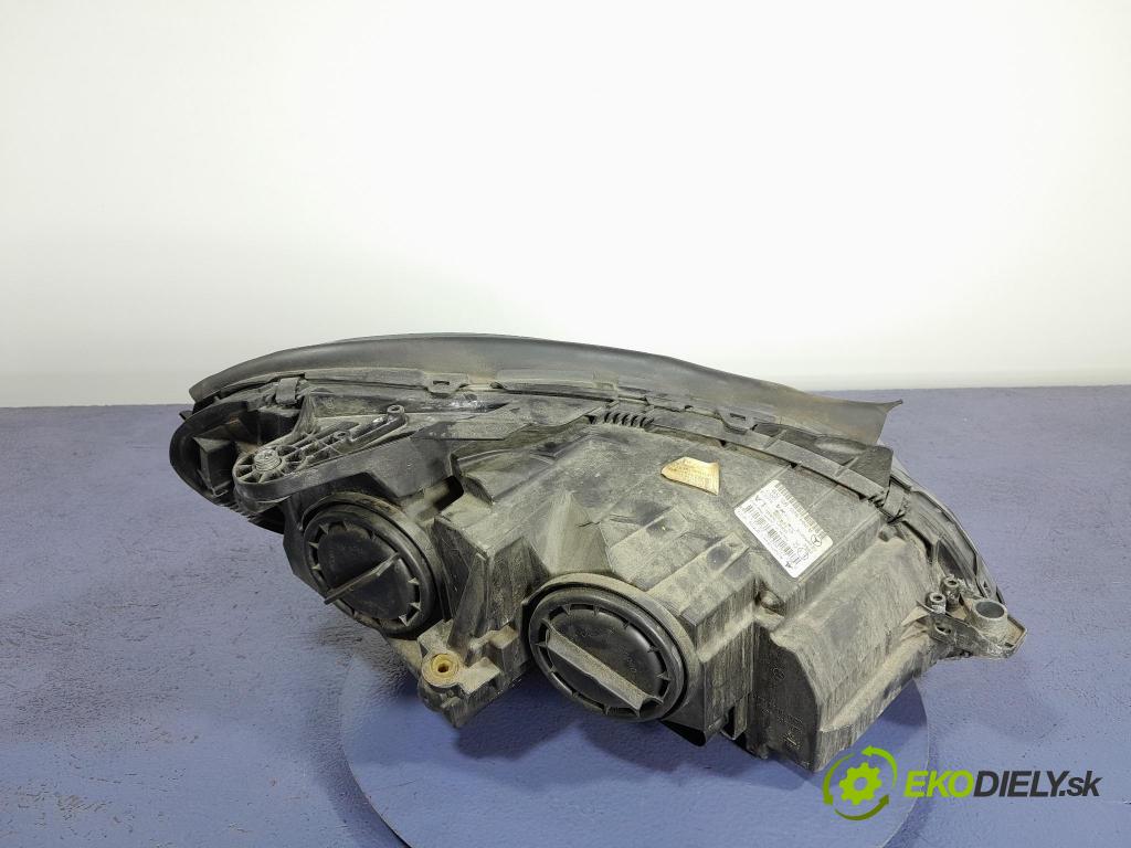 Mercedes C-klasa 2011 světlo Levý: A2048209559