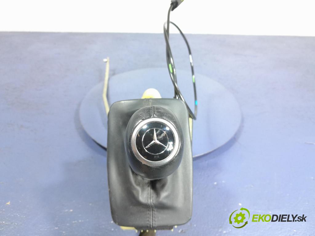 Mercedes C-klasa 2011 kulisa Změny Ozubené kola: A2042677524