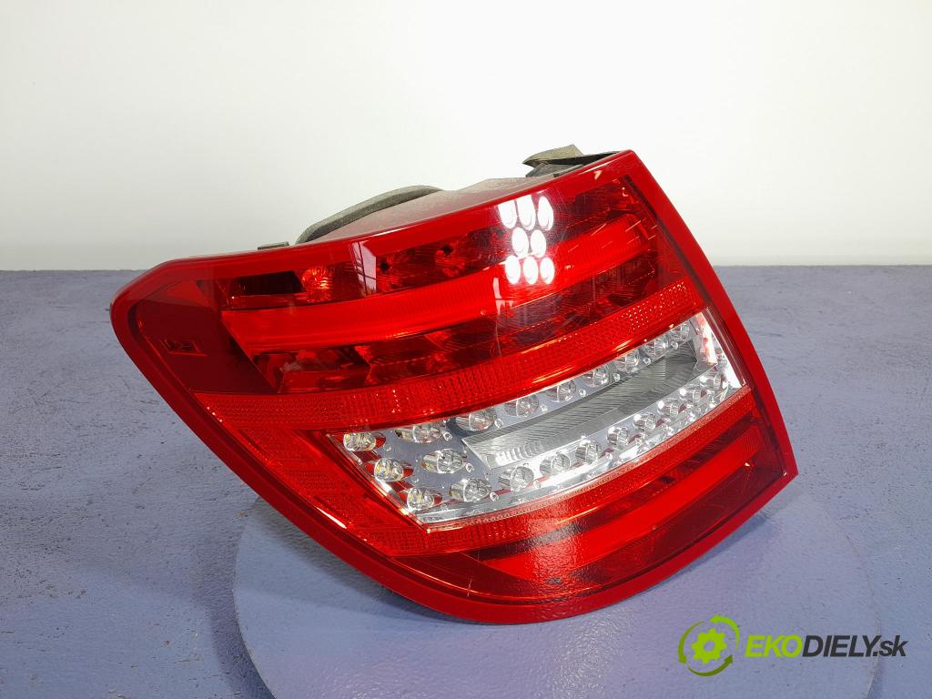 Mercedes C-klasa 2011 světlo Zad: levá Mimo: A2048204664