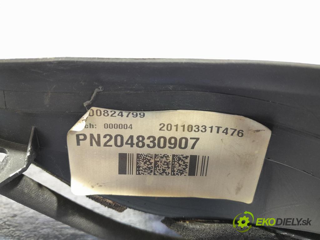Mercedes C-klasa 2011 torpédo A2048303213