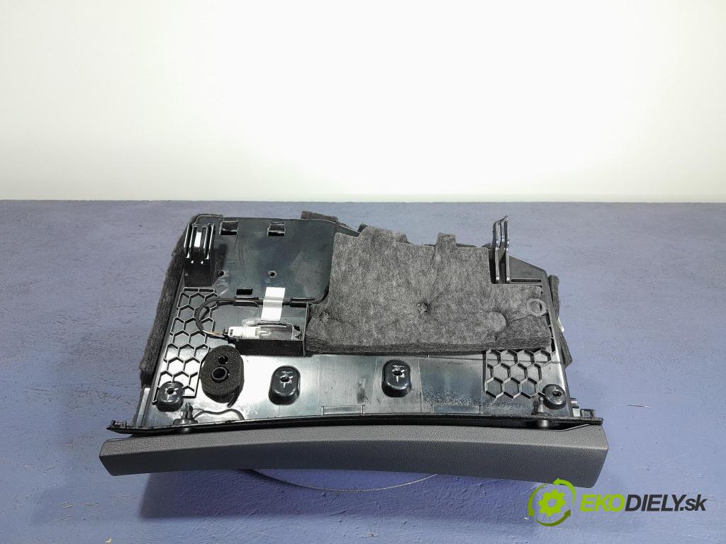 Mercedes C-klasa 2011 kastlík A2046803391