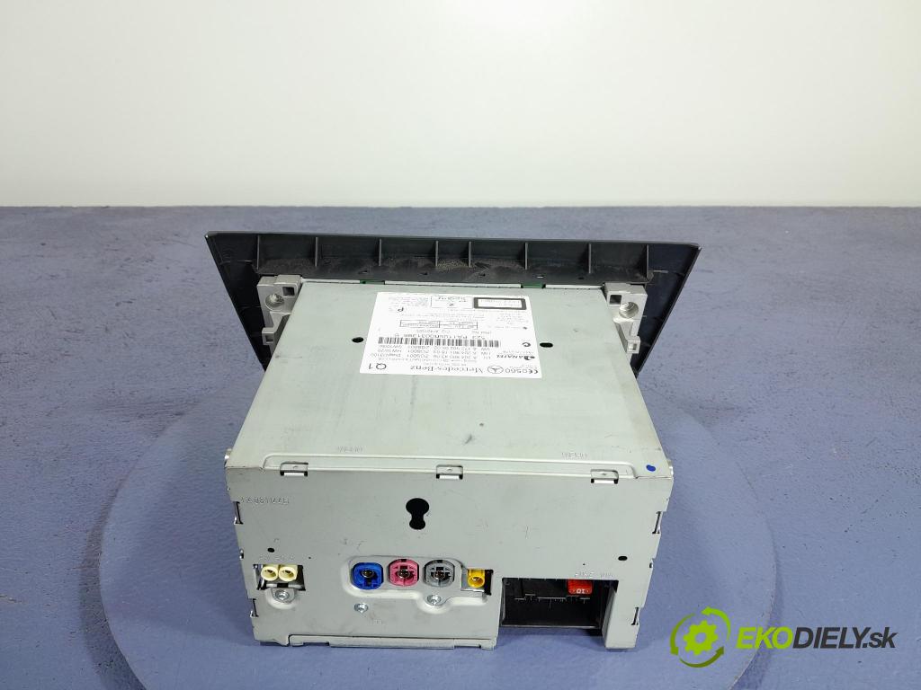 Mercedes C-klasa 2011 Radio I Navigace: A2049004306
