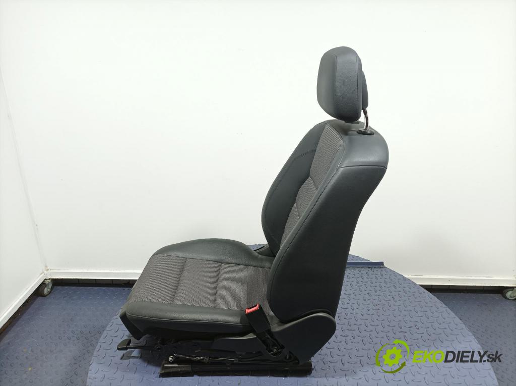 Mercedes C-klasa 2011 Sedadlo spolujezdce