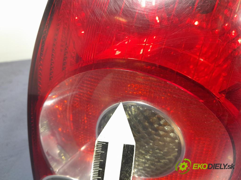 Toyota Avensis 2007 světlo Zad: Práva: Mimo: