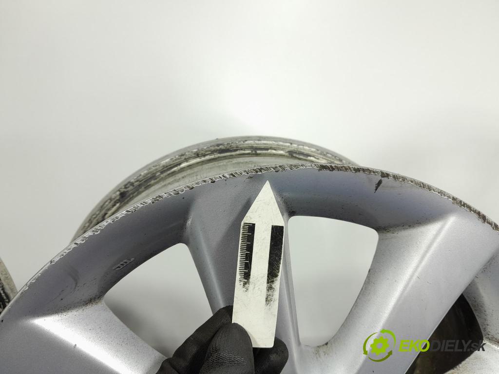 Toyota Avensis 2007 Ráfky Hlinikové: 42611-05140