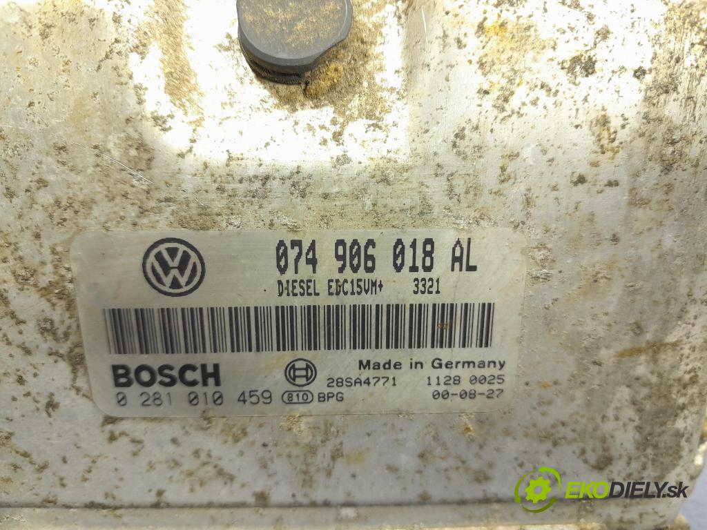 Vw Transporter 2000 řídící jednotka Motor: 074906018AL