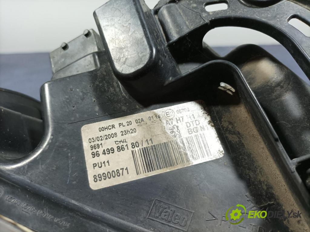 Peugeot 207 2008 světlo v pravo: 9649986180