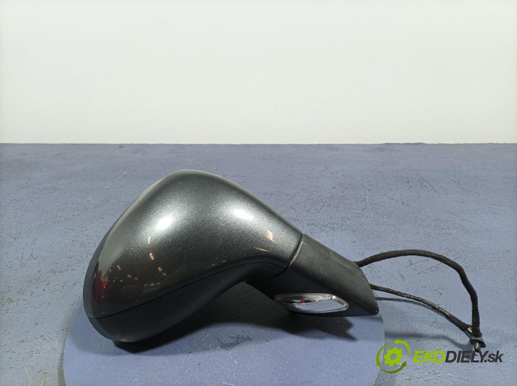 Peugeot 207 2008 zpětné zrcátko prave