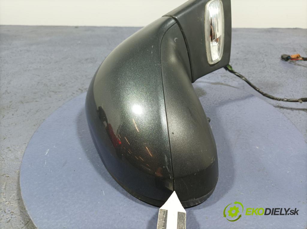 Peugeot 207 2008 zpětné zrcátko prave
