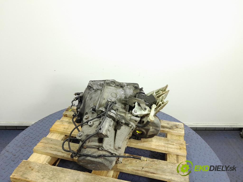 Peugeot 207 2008 převodovka Ozubené kola: Manualna 20DM69