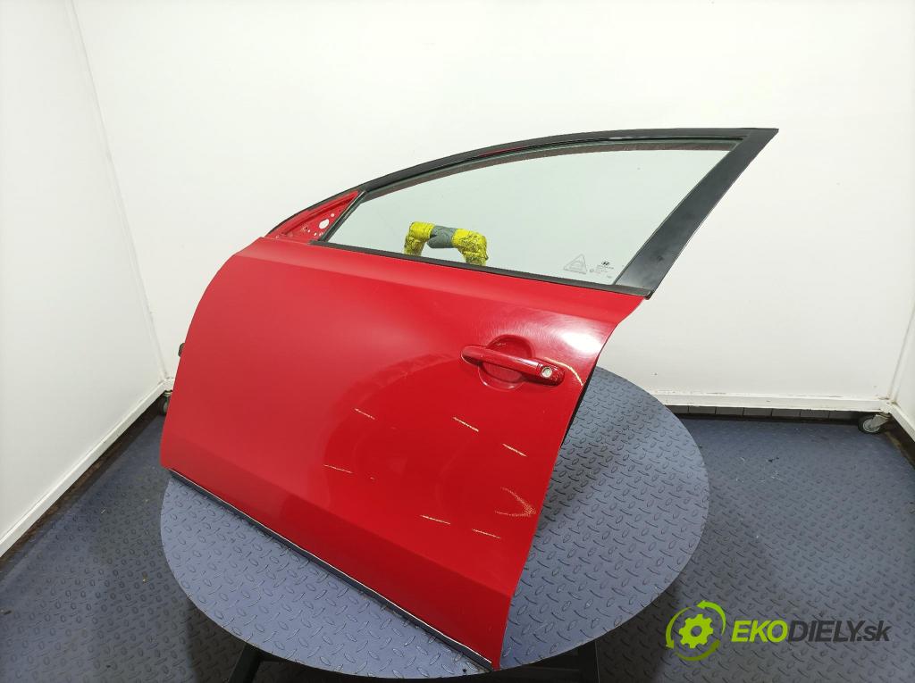 Hyundai I30 2009 dveře před Vlevo, odjet:
