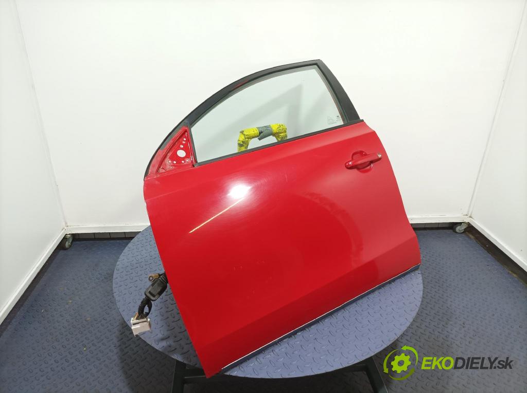 Hyundai I30 2009 dveře před Vlevo, odjet: