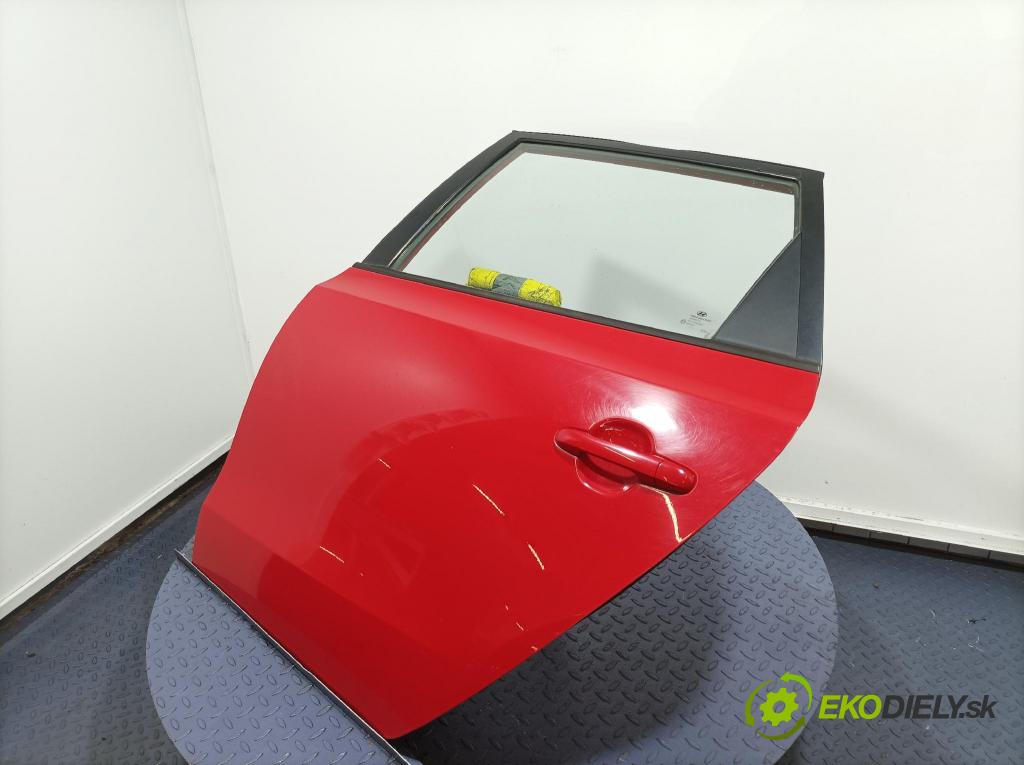 Hyundai I30 2009 dveře Zad: Vlevo, odjet: