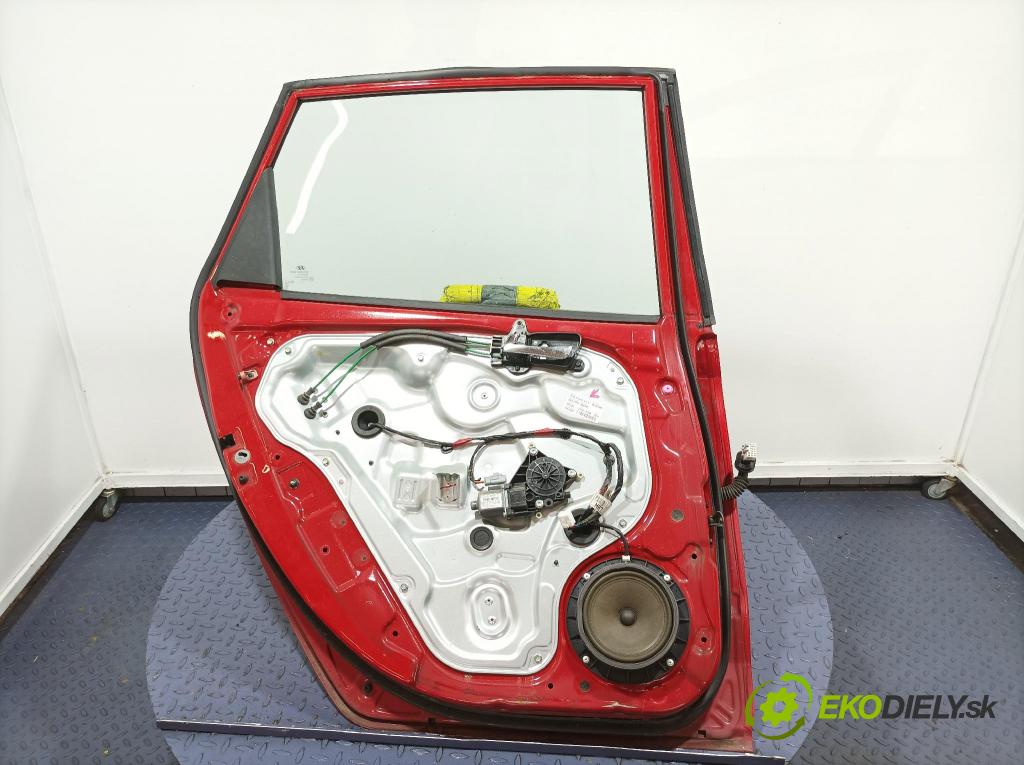 Hyundai I30 2009 dveře Zad: Vlevo, odjet: