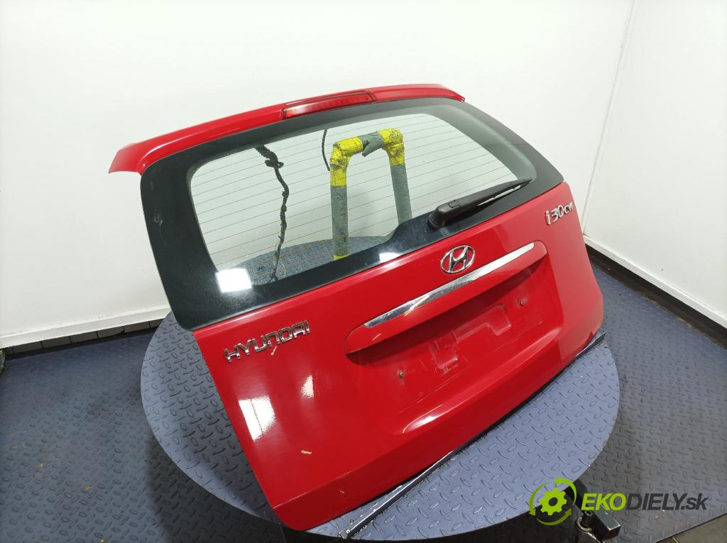 Hyundai I30 2009 zadní dveře kufra: kufr