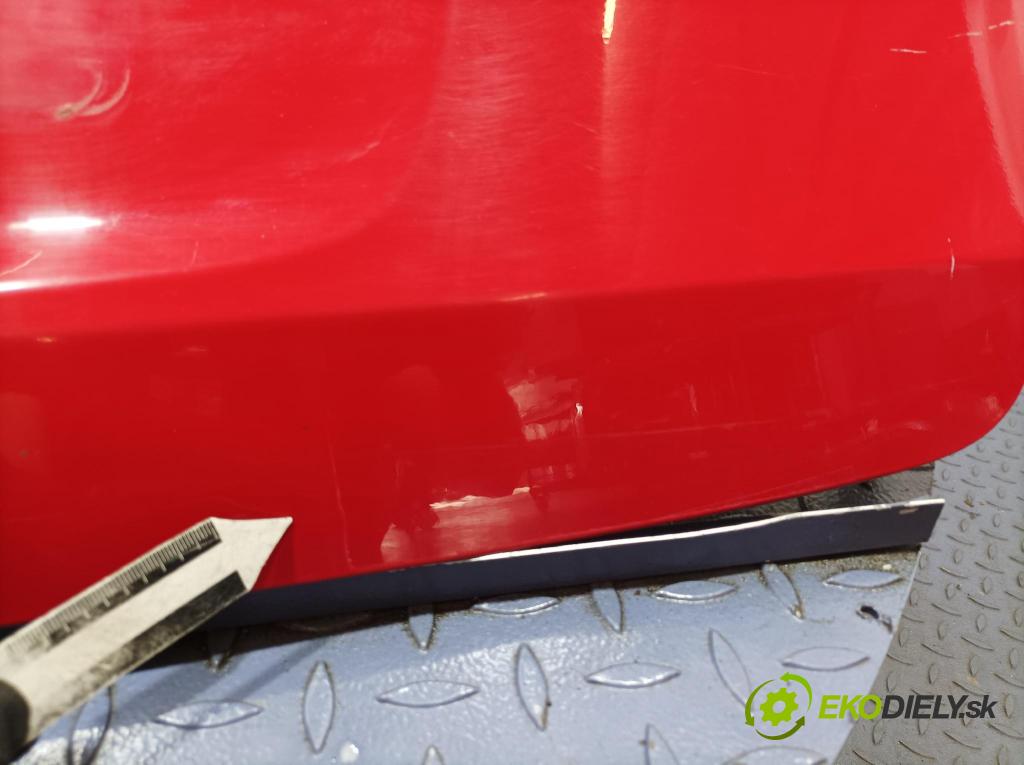 Hyundai I30 2009 zadní dveře kufra: kufr