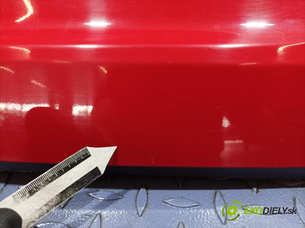 Hyundai I30 2009 zadní dveře kufra: kufr