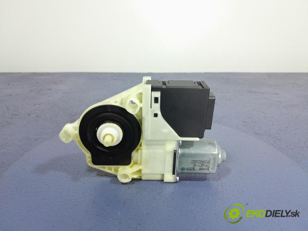 Vw Passat 2011 mechanismus stahování Sklenka: Zad: v pravo: 3C0959704