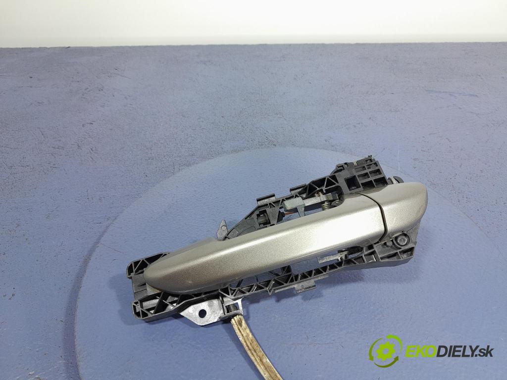 Vw Passat 2011 klika Zad: levá 3C0837885J