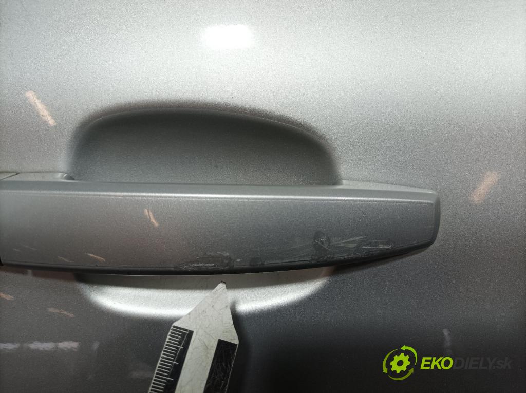 Opel Corsa 2007 dveře před prave