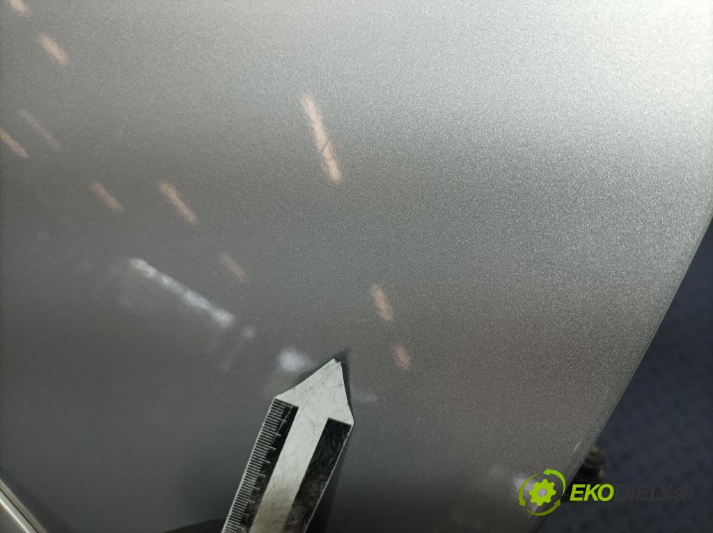 Opel Corsa 2007 dveře před prave