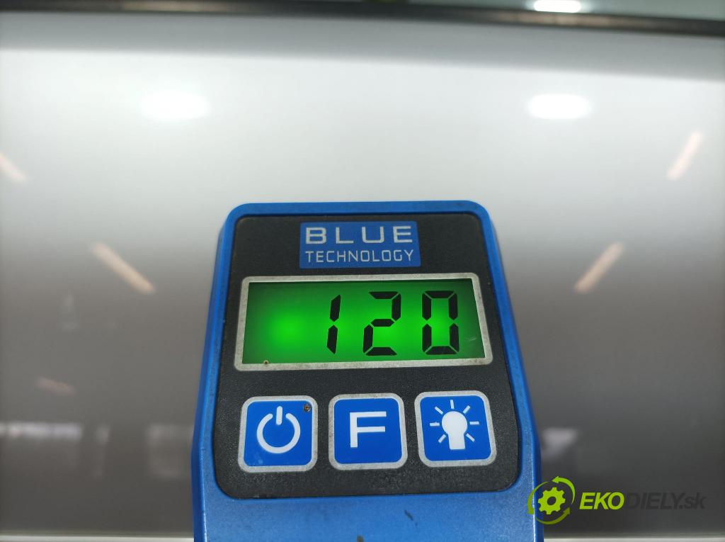 Opel Corsa 2007 dveře před prave