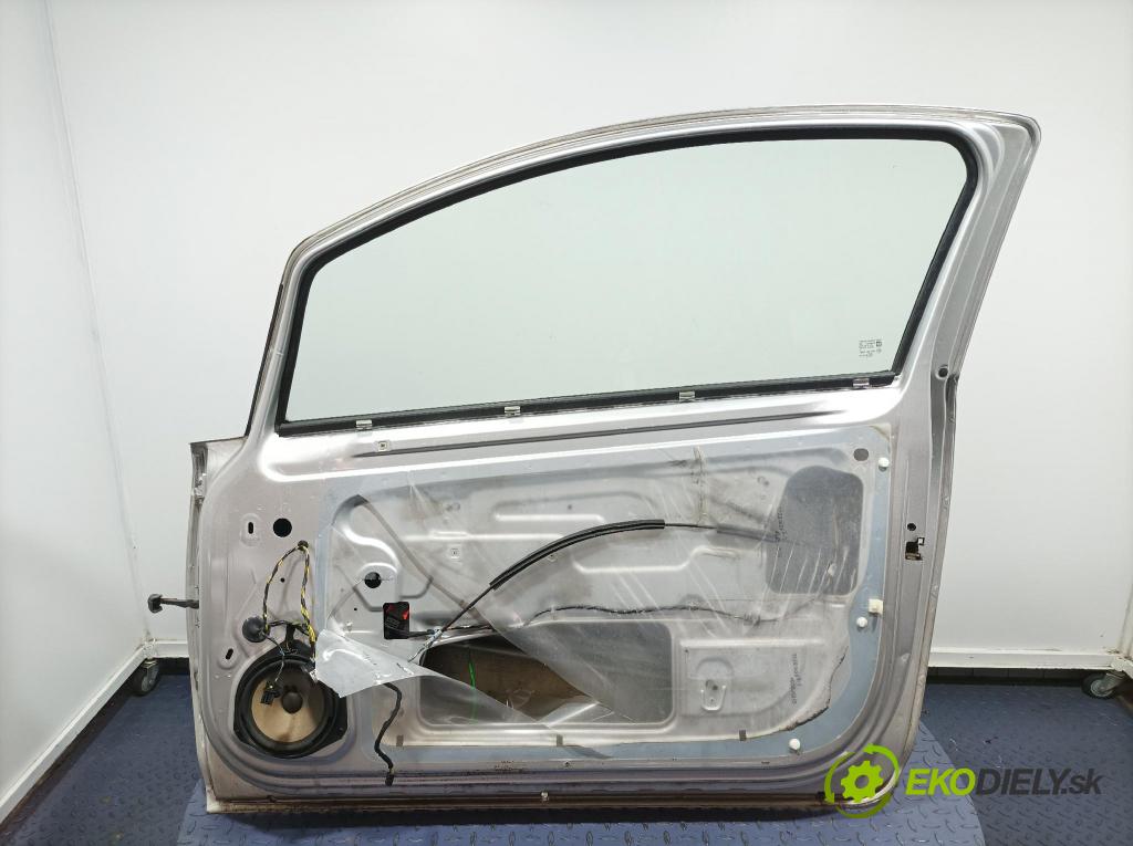 Opel Corsa 2007 dveře před prave 