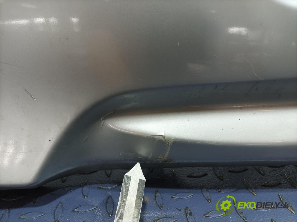 Suzuki Alto 2011 nárazník Zad: