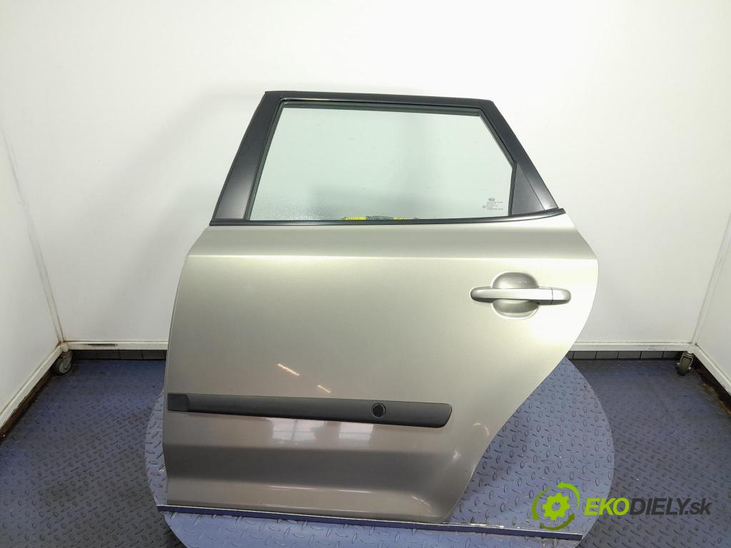 Kia Ceed 2011 dveře Zad: Vlevo, odjet: