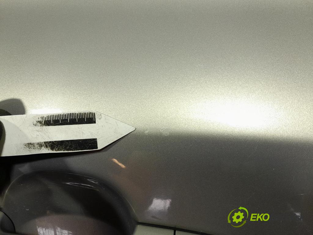 Kia Ceed 2011 dveře Zad: Vlevo, odjet: