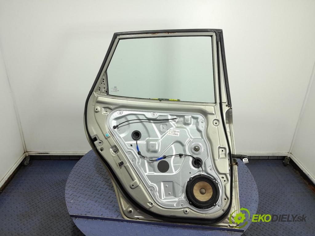 Kia Ceed 2011 dveře Zad: Vlevo, odjet: 