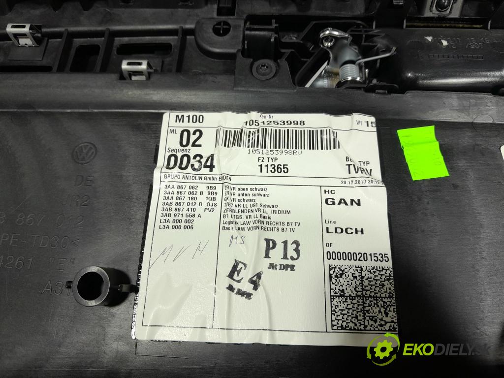 Vw Passat 2011 Tapacír: dveře před Práva: 3AA867062
