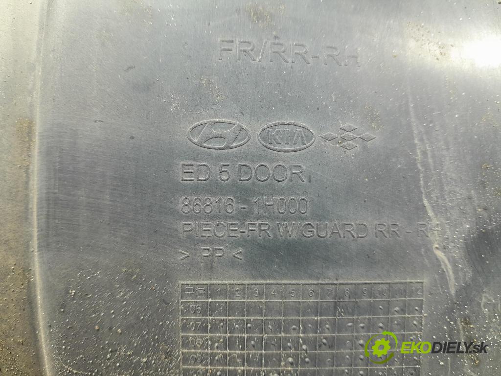 Kia Ceed 2011 blatník: Plastický před 86814-1H500