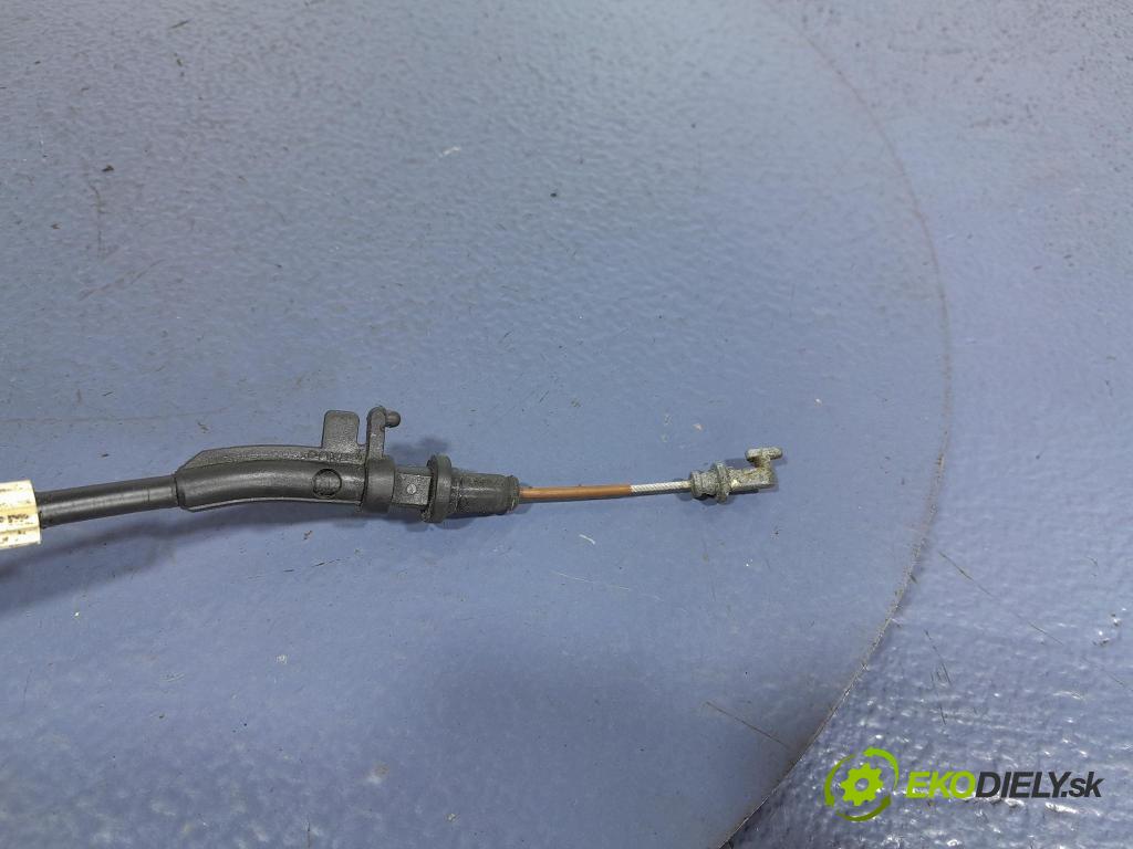 Vw Passat 2011 klika před levá 3C0837885H