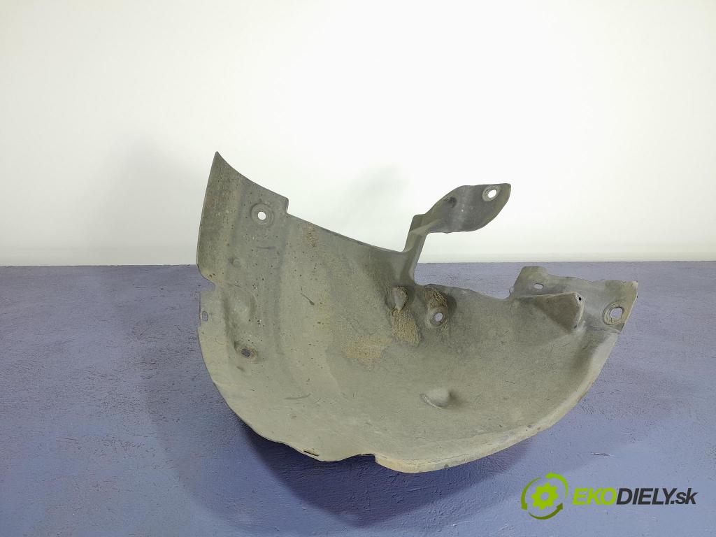 Renault Megane scenic 2006 blatník: Plastický před 8200430598
