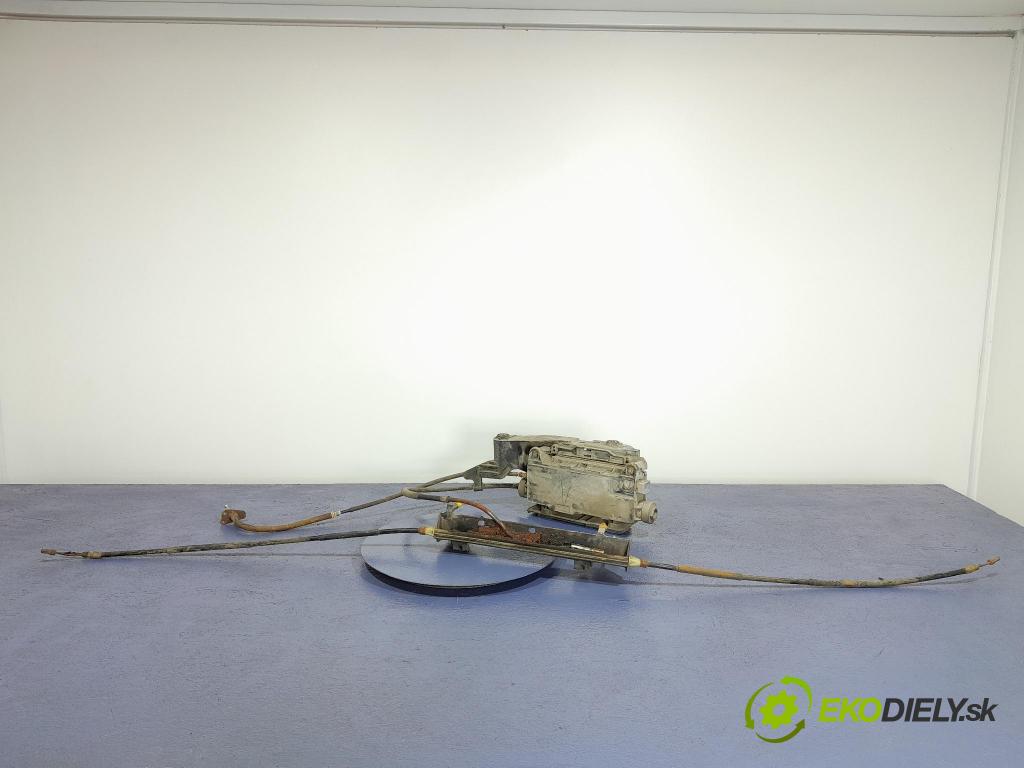 Renault Megane scenic 2006 kulisa Brzda: Manuál 8200450860A