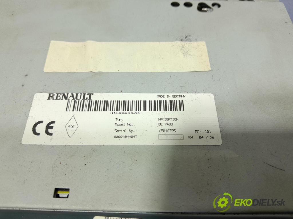 Renault Megane scenic 2006 Radio I Navigace: 8200484424
