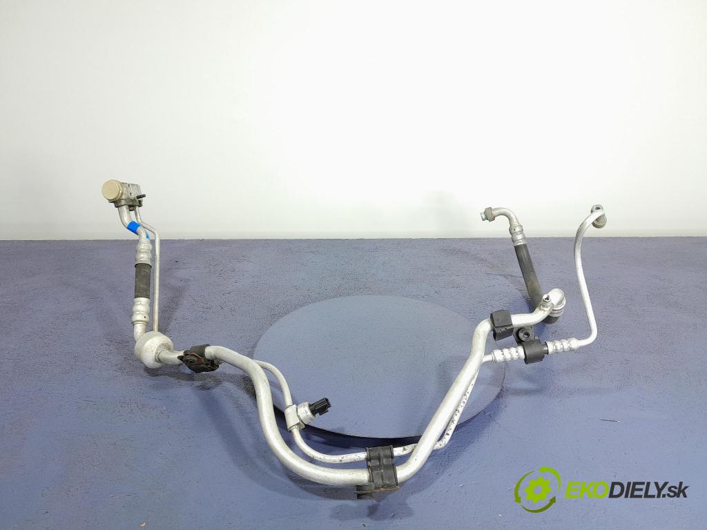 Hyundai I30 2009 trubka Klimatizace: