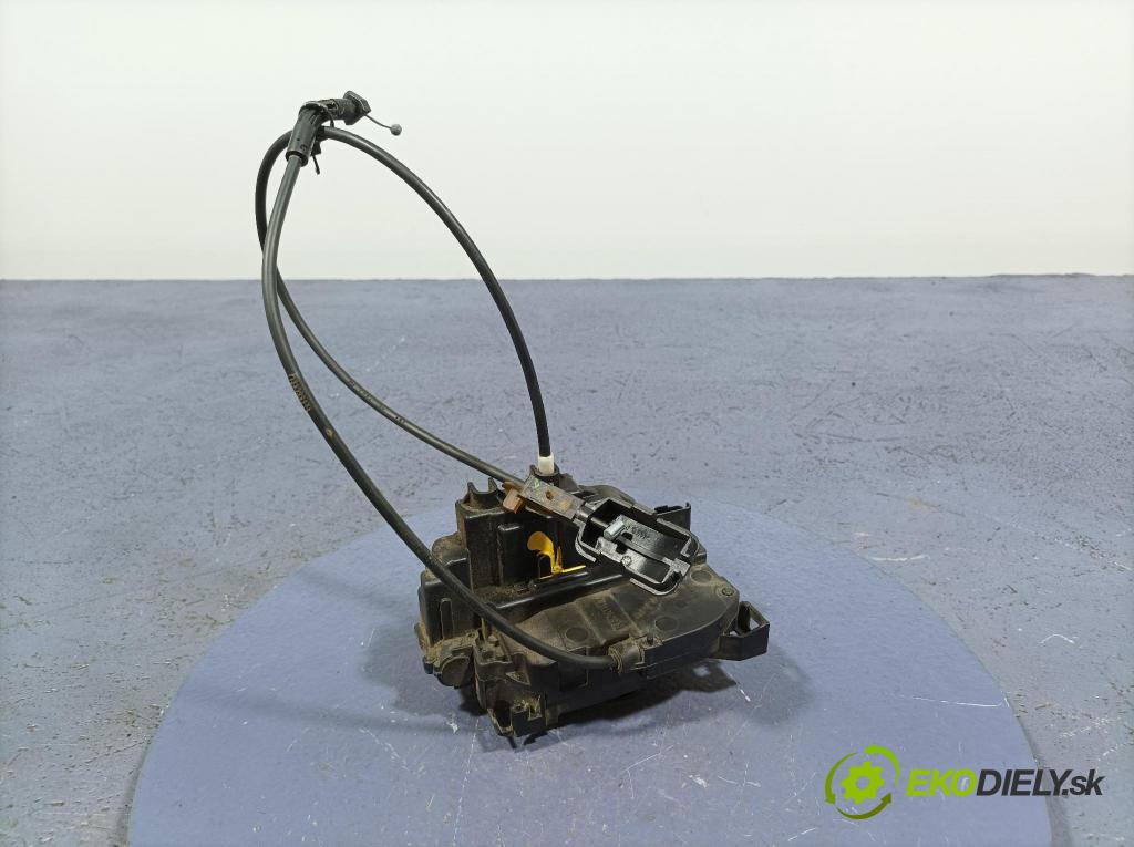 Renault Modus 2006 zámek dveře před v pravo: 219247D