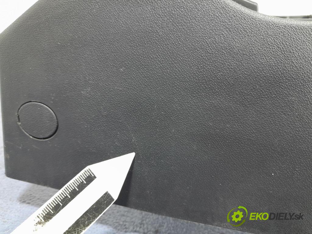 Hyundai I30 2009 loketní opěrka