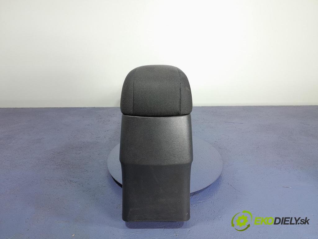 Hyundai I30 2009 loketní opěrka