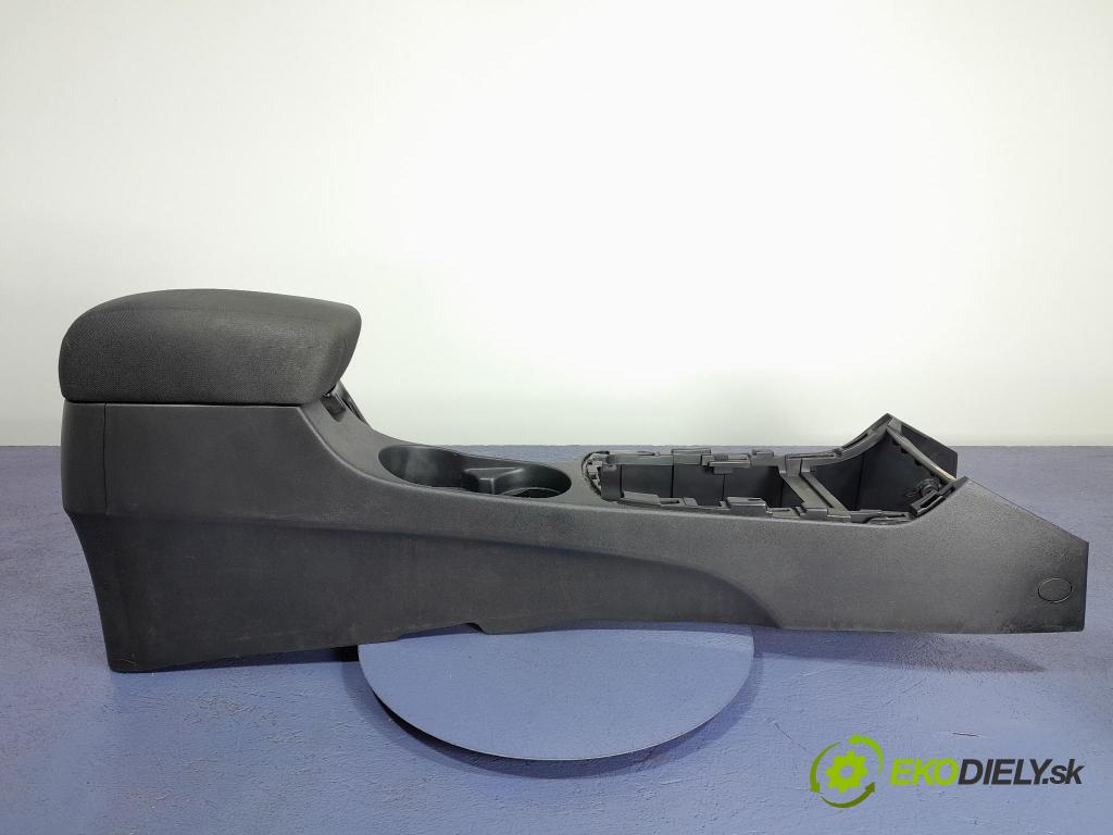 Hyundai I30 2009 loketní opěrka