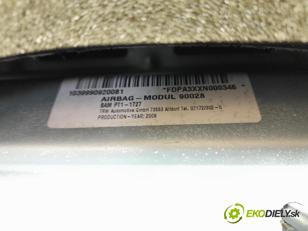 Hyundai I30 2009 kokpit,přistrojova deska