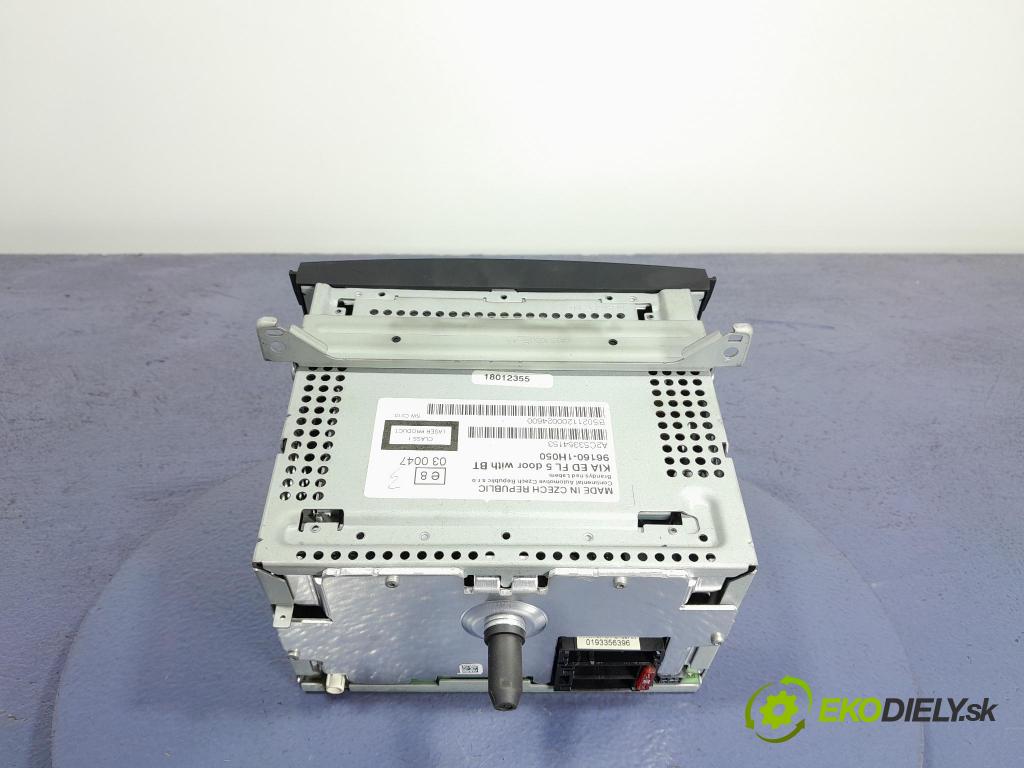 Kia Ceed 2011 Radio I Navigace: 96160-1H050