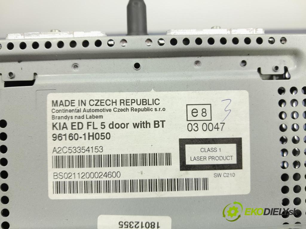 Kia Ceed 2011 Radio I Navigace: 96160-1H050